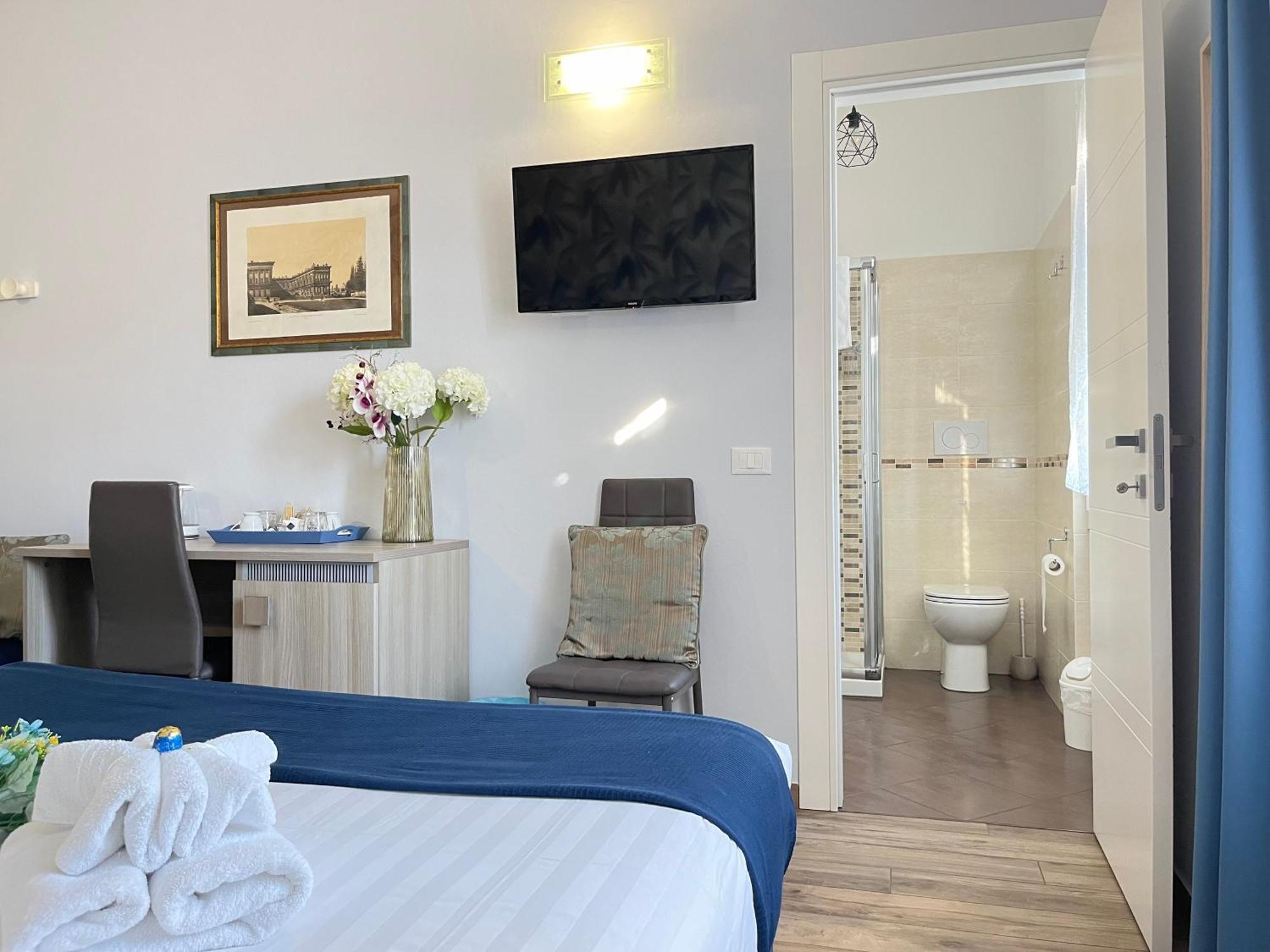 Porta Alla Croce Guest House Florenz Exterior foto