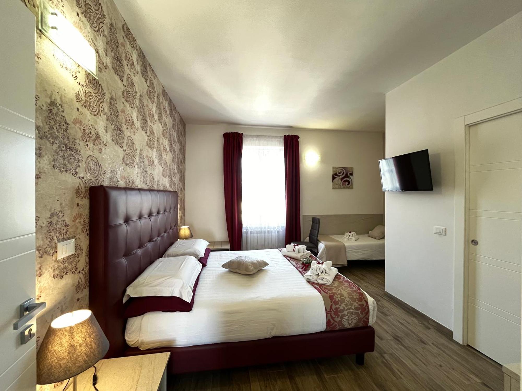 Porta Alla Croce Guest House Florenz Exterior foto